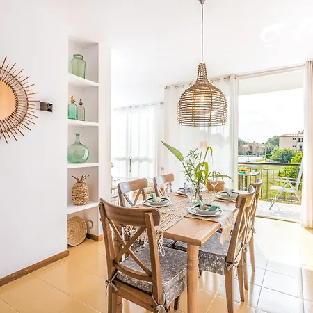 Апартаменты Mirella *