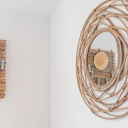 Апартаменты Mirella *